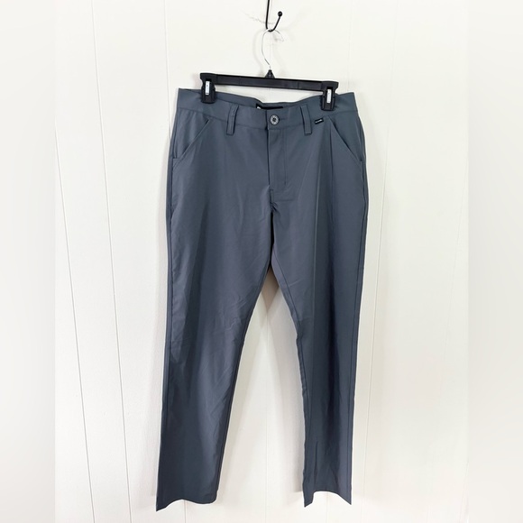 Travis Mathew blue performance golf lightweight pants size 32 new - Picture 1 of 6